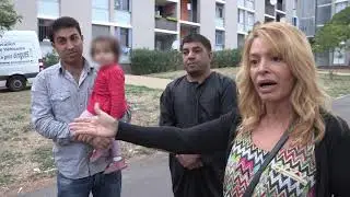 Elle vient en aide aux migrants dans sa ville