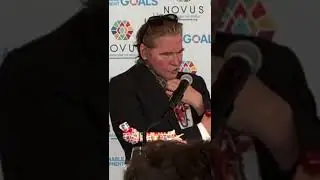 Val Kilmer struggles to speak accepting award At NOVUS Summit #shorts