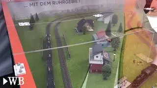 Bielefeld: Bahn und Verkehrsverb&uuml;nde bewerben den Rhein-Ruhr-Express (RRX)