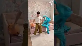 Чтобы он больше так не делал&hellip; 😤🤨 #snakeolli #ollyparty