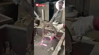 High Temperature Metal Casting Process | Lifting & Transporting Molten Metal Safely #usa #germany
