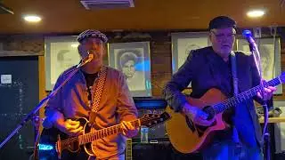 Jerry Northup and Mike Cripe duo performance.