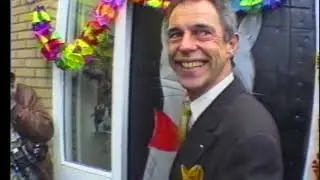 Jos Brink opent het nieuwe dierenasiel Landsmeer-Oostzaan in 1992