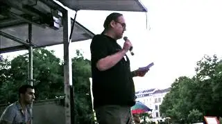 Christoph Riedl bei der Demo gegen die &Ouml;VP-FP&Ouml;-Abschiebepolitik