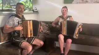 🪗Bormannlandler🪗 oder Passeierlandler vom Herbert Pixner - steirische Harmonika