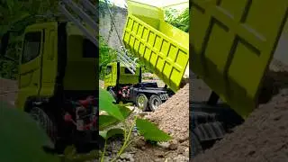 Rc truk hino 500 proses  penurunan muatan Pasisir A1