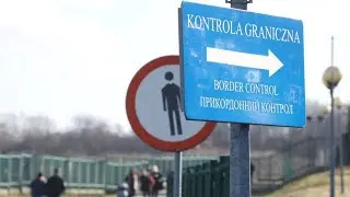 Erste Fl&uuml;chtlinge an polnisch-ukrainischer Grenze