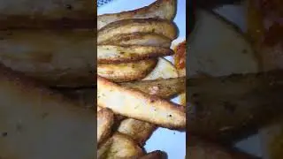 Cheese Pizza & Potato Wedges