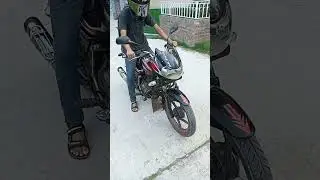 wheelie with discover 100😈 #bike #bikelover #bikeride #viral #reels #discover #attitude #biker