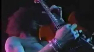 Slash solo + The godfather theme live Chicago 92'