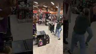 Clicker jump scare #short #jumpscare #funnyscares