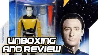 Playmates Star Trek lieutenant Commander data figure (2022) unboxing & review