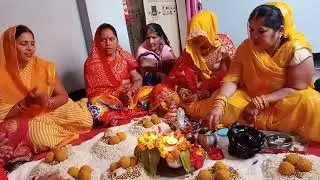 देहाती सोहर अवसान माई का💐 अपने अवसान माई के चुनरी पहिनऊबई 🌺पियरी बटाई देबई सारी नगरी🍀