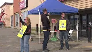 Picket lines up at BC Liquor and Cannabis stores in Fort St. John
