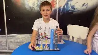 Макс и Марта собирают LEGO Architecture Шанхай 21039 (аналог)