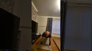 Gpp r3. 5 swings, walkout to plan 2x oush up. X8. Side swing 28kg x30. Russian twists 14kg x38