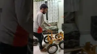 WORKING OF BATTERY POWERED MINI FORKLIFT MACHINE 
