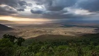 Ngorongoro crater viewpoint time lapse 4K