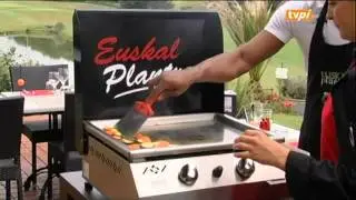Euskal Plantxa et Xipister Etxekoa avec Agusti Waltary et Cécile du Makila Ostatua sur TVPI