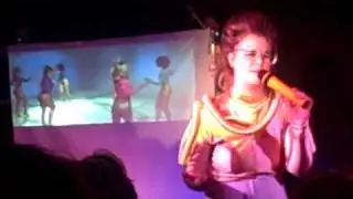 Leslie and the Lys - Gold Pants