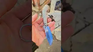 Training on different types of pocket and hunting knives 