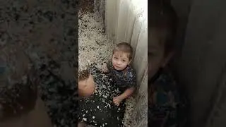Реакция жены бесценна. Человек с железными нервами!!!!