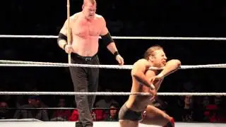 WWE Live - Kane/Daniel Bryan Street Fight (3-22-15: Ontario, Ca)