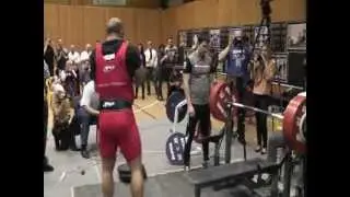 RAW bench press 305 kg from Vladimir Kravtsov. World record.
