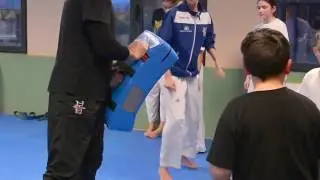 TAEKWONDO TECNICA DEL CALCIO DOPPIO