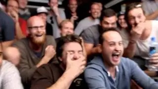 Man komt thuis en er stroomt bier uit alle kranen