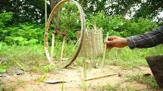 Easy Make A Wild Chicken Trap Using Old Bike & Bamboo