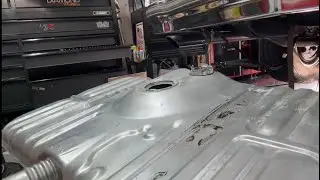 Converting fuel tank to internal fuel pump