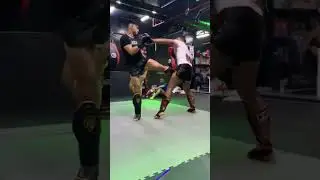 hard sparring with big weight he is 90  kg l'm 78 kg kickboxing