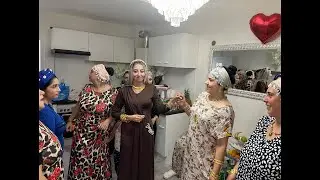 Video Remzi 4K überträgt einen Livestream.