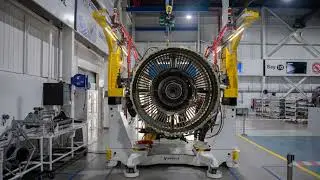Chicken Gun Test This Cannon Fires A Real Bird At The Aircrafts Windshield Wing Engine