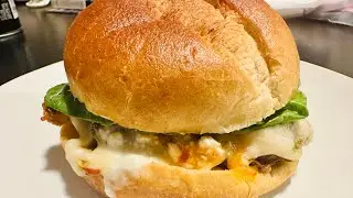 LOW CARB &ldquo;FRIED&rdquo; CHICKEN SANDWICH USING A AIR-FRYER! Hero&rsquo;s Keto Bun! #lowcarb #keto #friedchicken