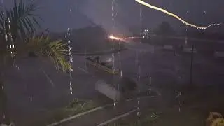 Como está caindo chuva  aqui no  mirante da padroeira  