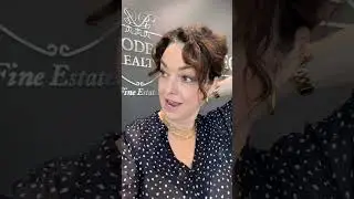 Busy Mom & Realtor - Blouse Inside Out