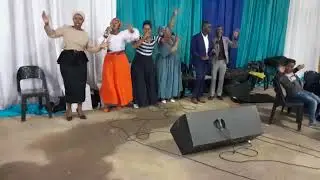 Song: Uthando laJesu Lungaka