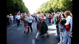 Wir wollen wieder tanzen / Danser encore deutsch