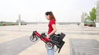Convenient one-step foldable aluminum rollator