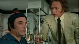 Le Grand Blond avec une chaussure noire (1972) - Je suis pas bien Fran&ccedil;ois !