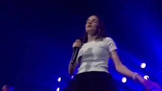 Chvrches Graffiti Live 2018 Brooklyn NYC HD mediocre audio