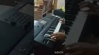 Maaf tukang ngarit sedang belajar yaa.    Masih ngawur 🙏.       Camelia cover vocal