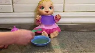 BABY ALIVE: Feeding Violet peas doll food