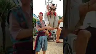 Djinn&rsquo;s wangzakken? Je weet nu waar ze voor zijn! 😄 #shorts #efteling