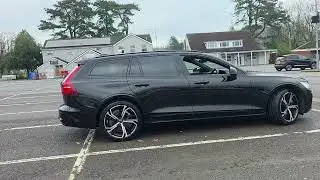 Volvo V60 Plus T6 AWD in Onyx Black