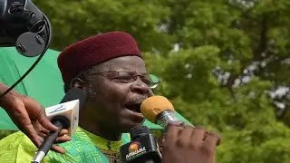 Who is Nigerien presidential candidate Mahamane Ousmane?