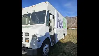 Lot 14 2003 International P1000  Box Truck Auction Ends 11/13/2025