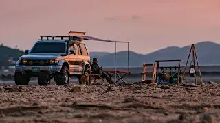 1/10 Scale RC Car TRX4 Pajero Sandy Beach Run & Camping
